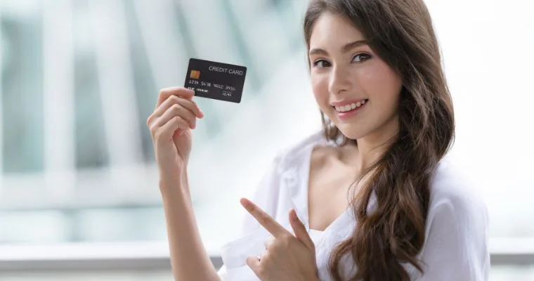 Como evitar dívidas com o cartão de crédito